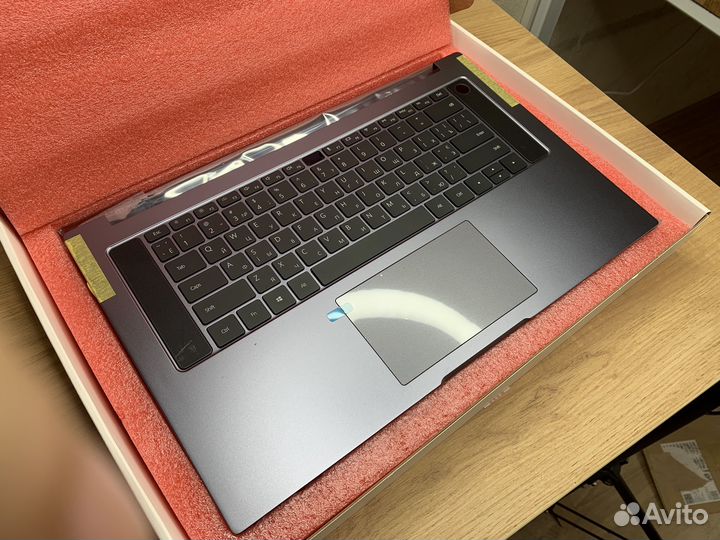 Топкейс Huawei MateBook D16 (SP) RU