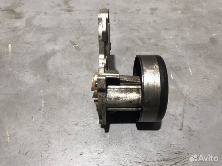 Помпа Ford Fusion универсал 1.6 fyja 2006