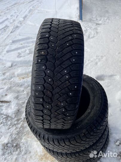 Continental ContiIceContact 215/60 R16