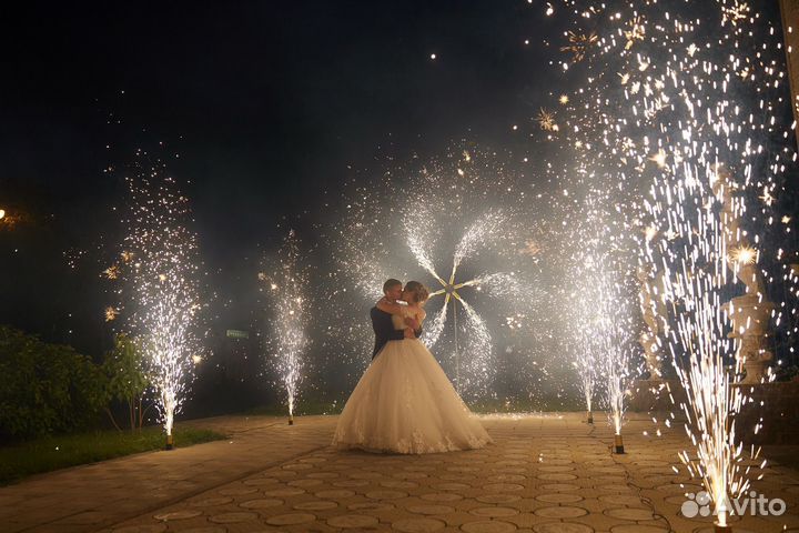 Холодные фонтаны на Ваш праздник