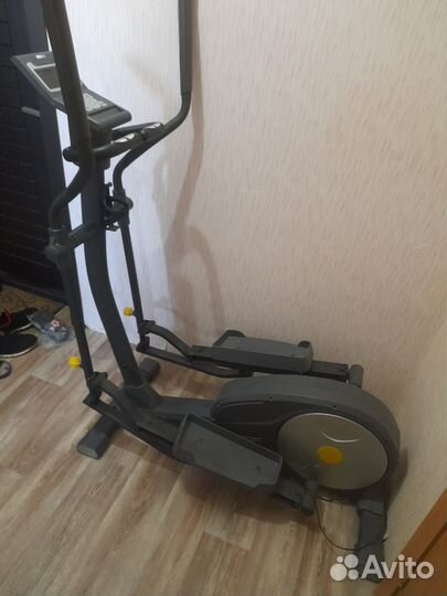Продам эллиптический тренажер Torneo Exa Motions