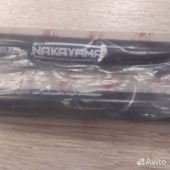 Амортизатор крышки багажника nakayama GS612NY