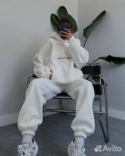 Спортивный костюм женский новый