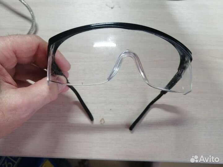 Очки защитные