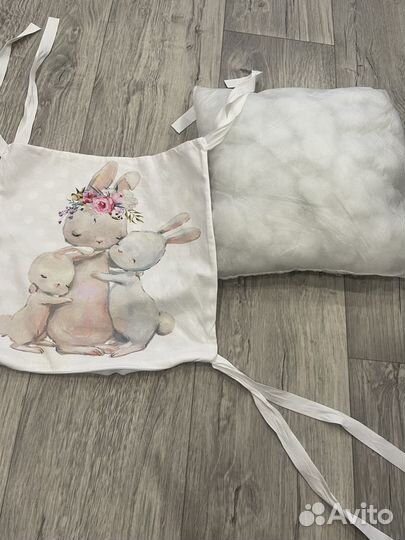 Бортики с постельным бельем для новорожденных