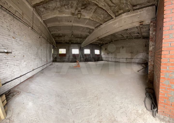 Склад, 700 м²