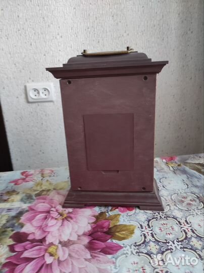 Настольные часы