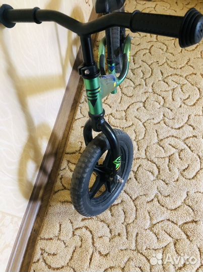 Беговел Scool pedeX Race Light, Зеленый