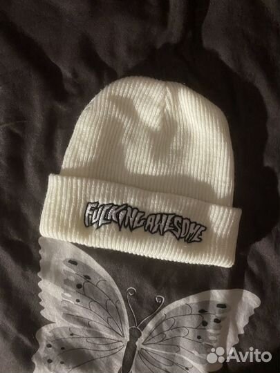 Шапка fuckingawesome