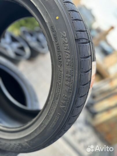 Kumho Ecsta PS71 225/45 R17 91Y