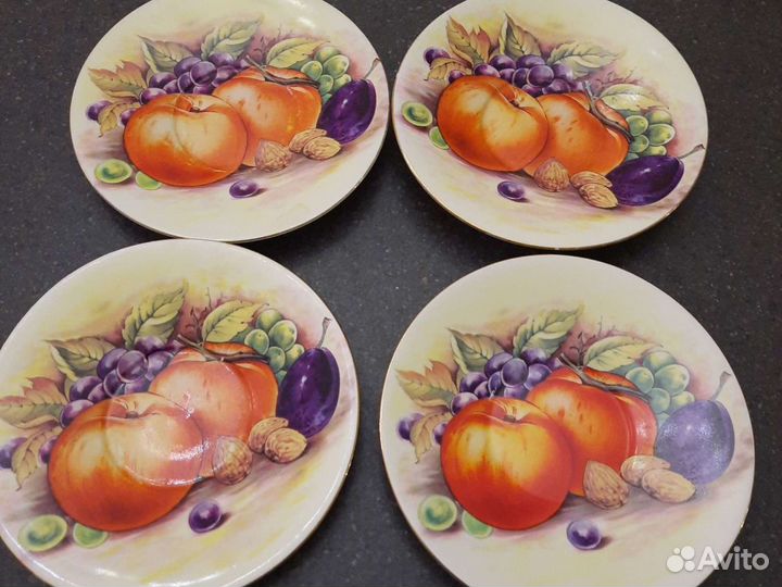 Чайные блюдца