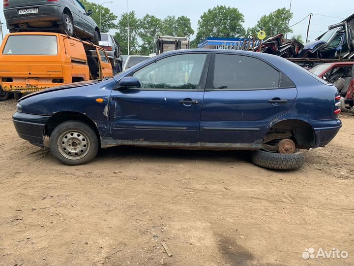 В разборе Фиат Брава 1.2 2001г