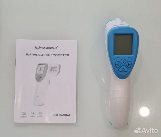 Бесконтактный инфракрасный термометр