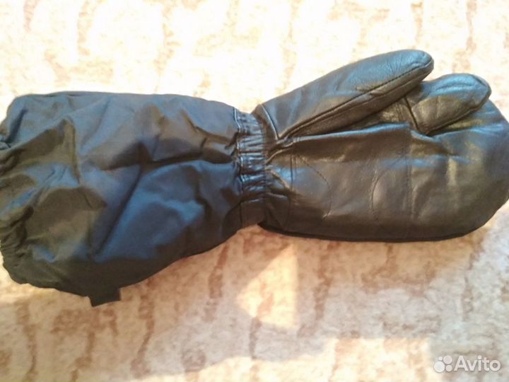 Военная форма стран нато-рукавицы-армии Швейцарии