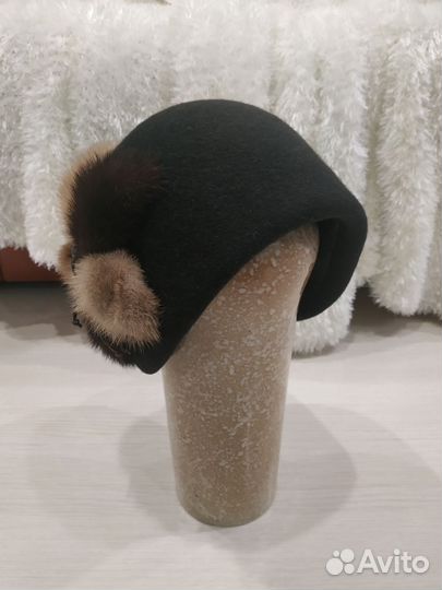 Женская шляпка зимняя