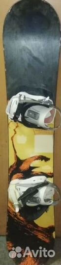 Сноуборд с креплениями 138 см