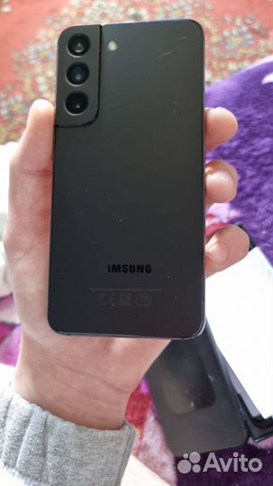 Samsung Galaxy S22, 8/128 ГБ