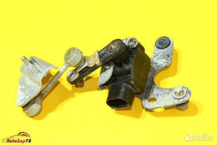 W204 C250 Датчик положения кузова