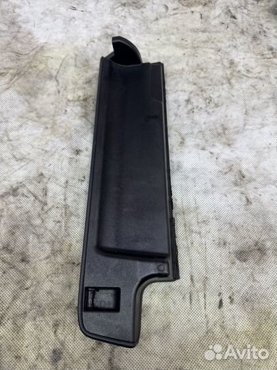 Подлокотник Мерседес 212