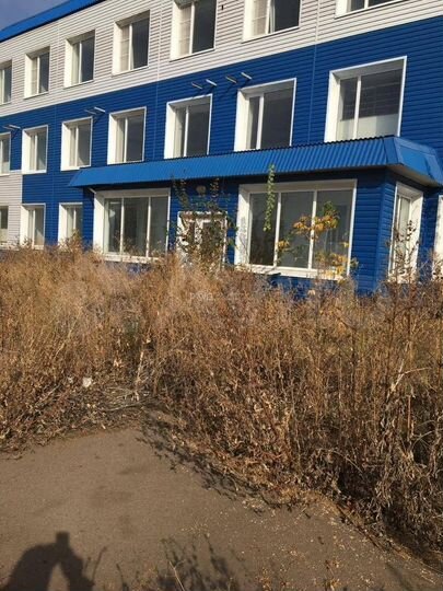 Здание, 10468 м²