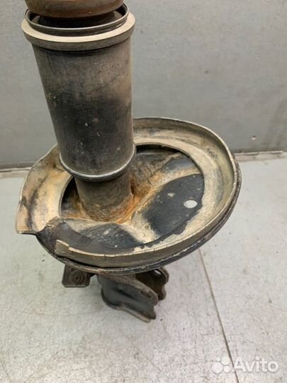 Амортизатор передний левый Mitsubishi Lancer 9