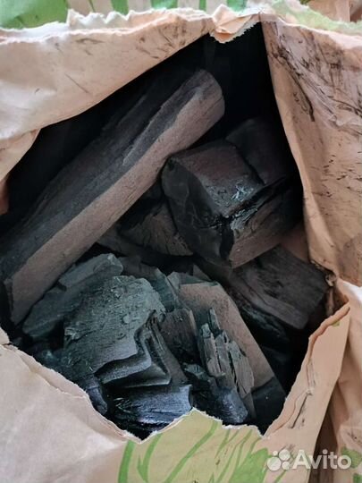 Уголь древесный в мешках
