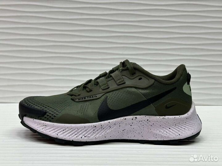 Кроссовки Nike Riven Найк