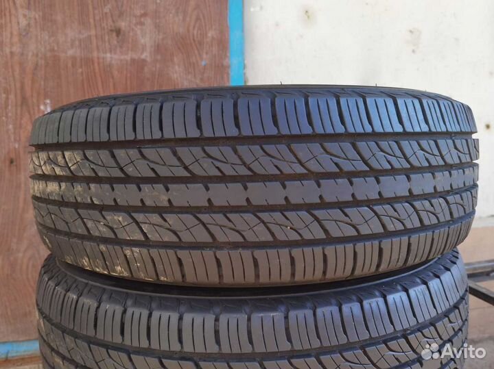 Kumho Crugen Premium KL33 215/70 R15 98H