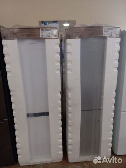 Новые Indesit, Midea, Thomson, Pozis в рассрочку