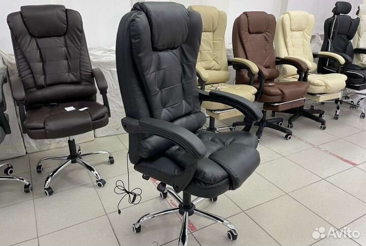 Компьютерное кресло офисное руководителя