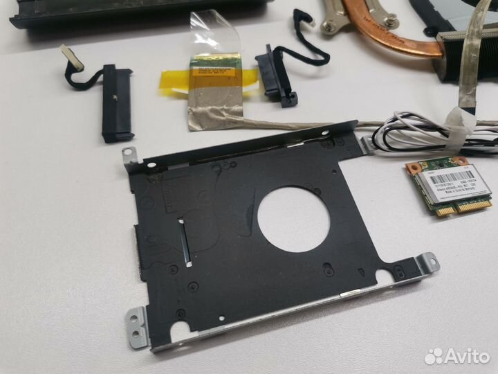 Оригинальные запчасти для ноутбука samsung NP300E
