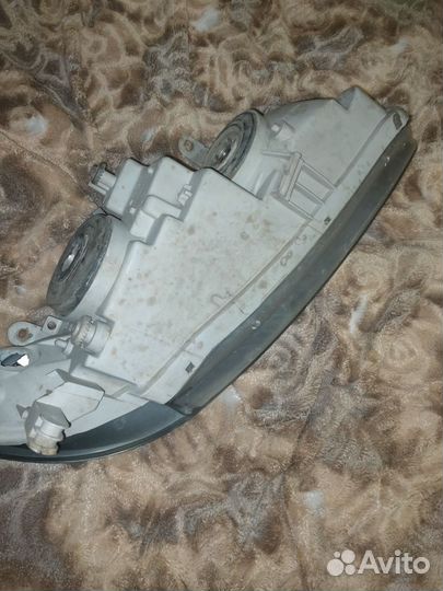 Фара передняя левая на nissan maxima a33