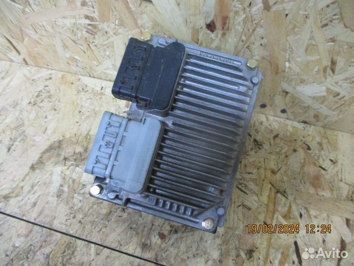 Блок управления двигателем Джили Эмгранд EC7 1,5