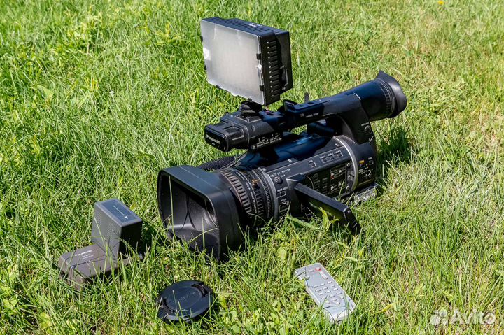 Видеокамера Panasonic AG-AC160