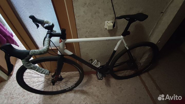 Велосипед гревел Vitus Substance (Shimano Sora)