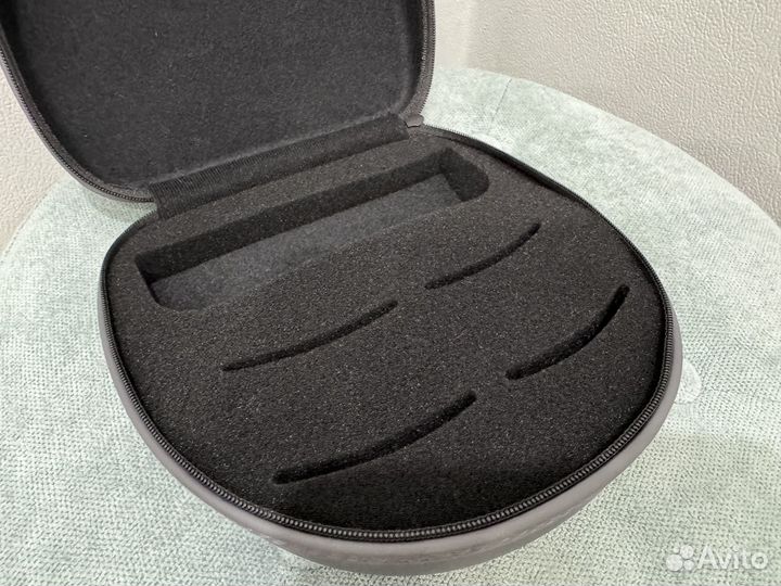 Очечник armani новый