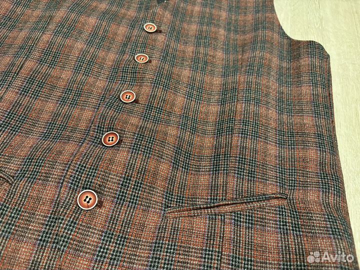 Жилет костюмный Svyatnyh 46 размер