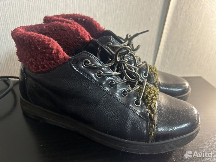 Ботинки женские