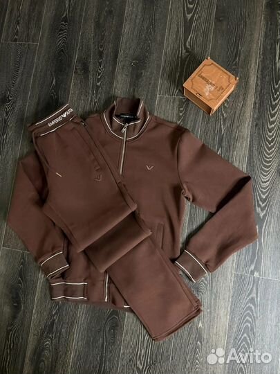 Спортивный костюм Emporio Armani