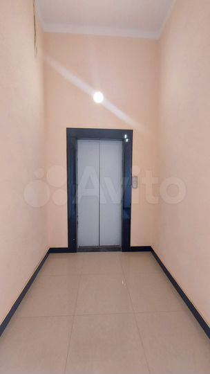 2-к. квартира, 75 м², 8/9 эт.