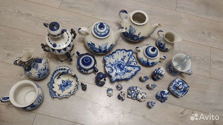 Гжель посуда фигурки