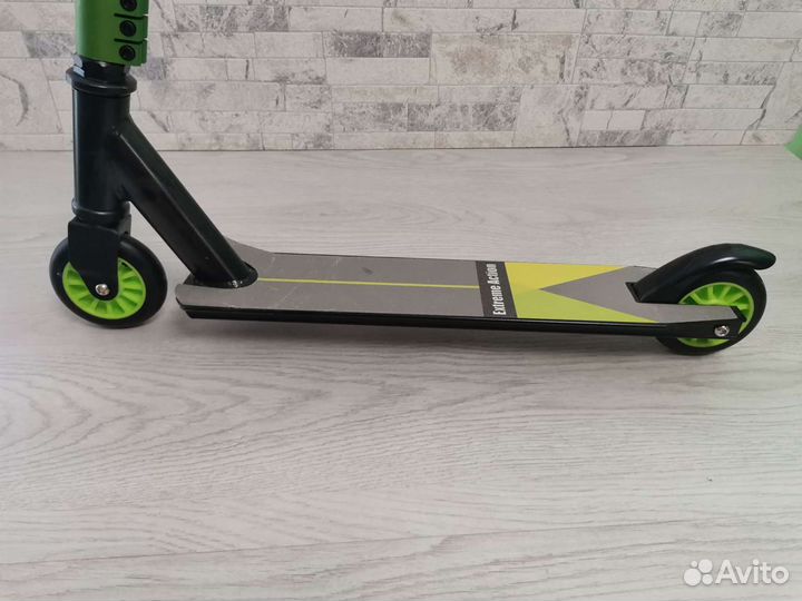 Трюковой самокат новый