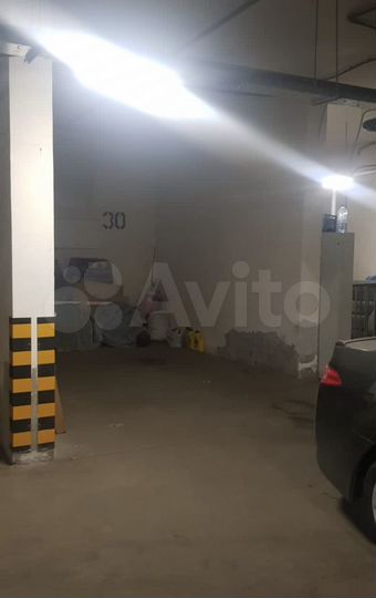 Машиноместо, 20 м²