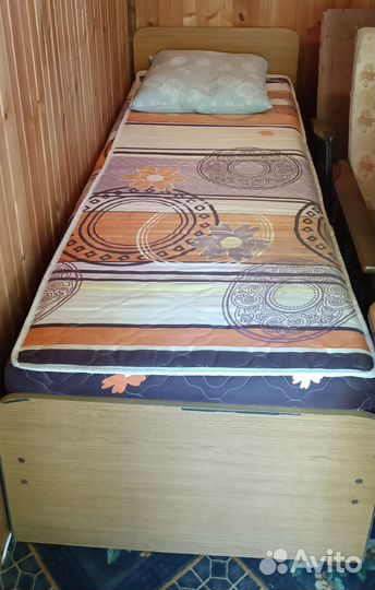 Кровать односпальная