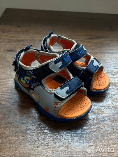 Детская обувь сандали