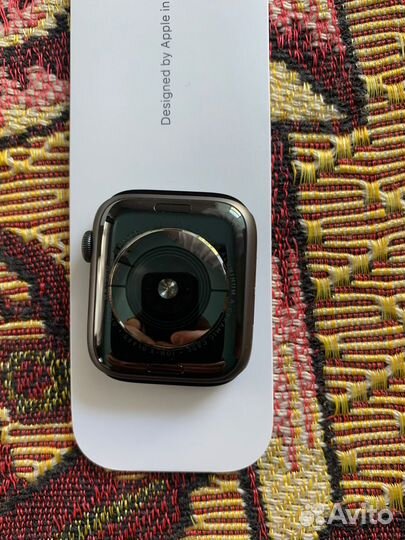 Часы Apple watch series 4 44 mm