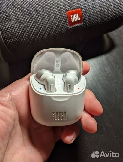 Наушники jbl tune 220 tws