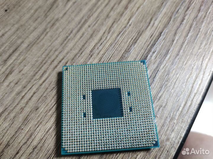 Процессор AMD Ryzen 7 2700X