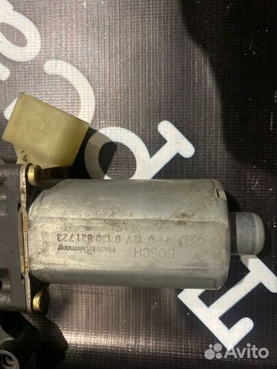 Моторчик стеклоподьемника Mercedes