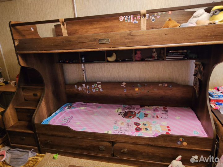 Двухъярусная кровать бу с матрасами